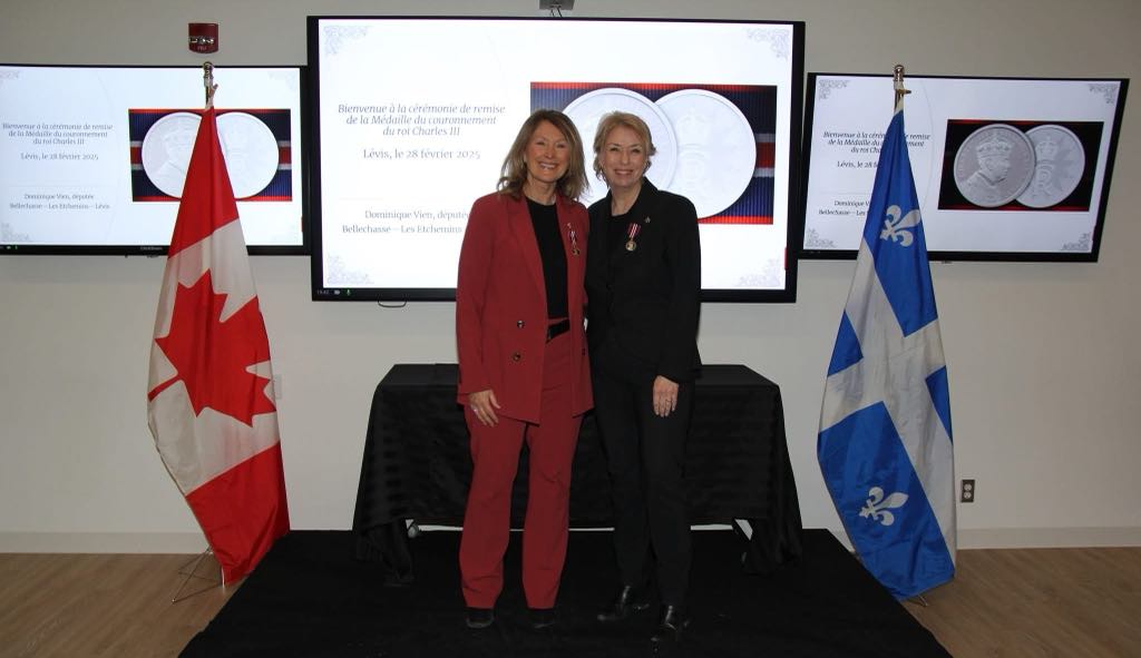 Médaille du couronnement de Charles III | Nathalie Samson