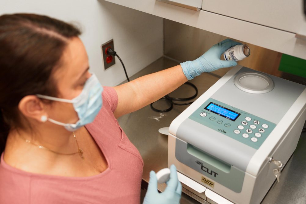 Équipement de laboratoire | Fondation Hôtel-Dieu de Lévis